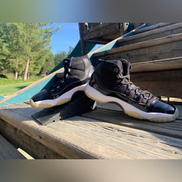 BLACK FRIDAY 35% SALE! Nike Jordan 11 "Jubilee 25th Anniversary" Size 6 Youth - Picture 4 of 6
